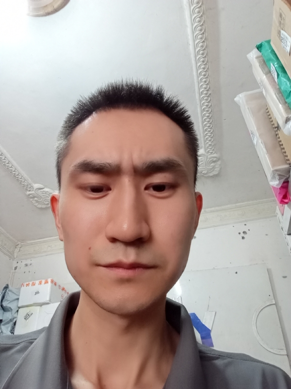 西门吹雪的第一张照片--荆州父母相亲团